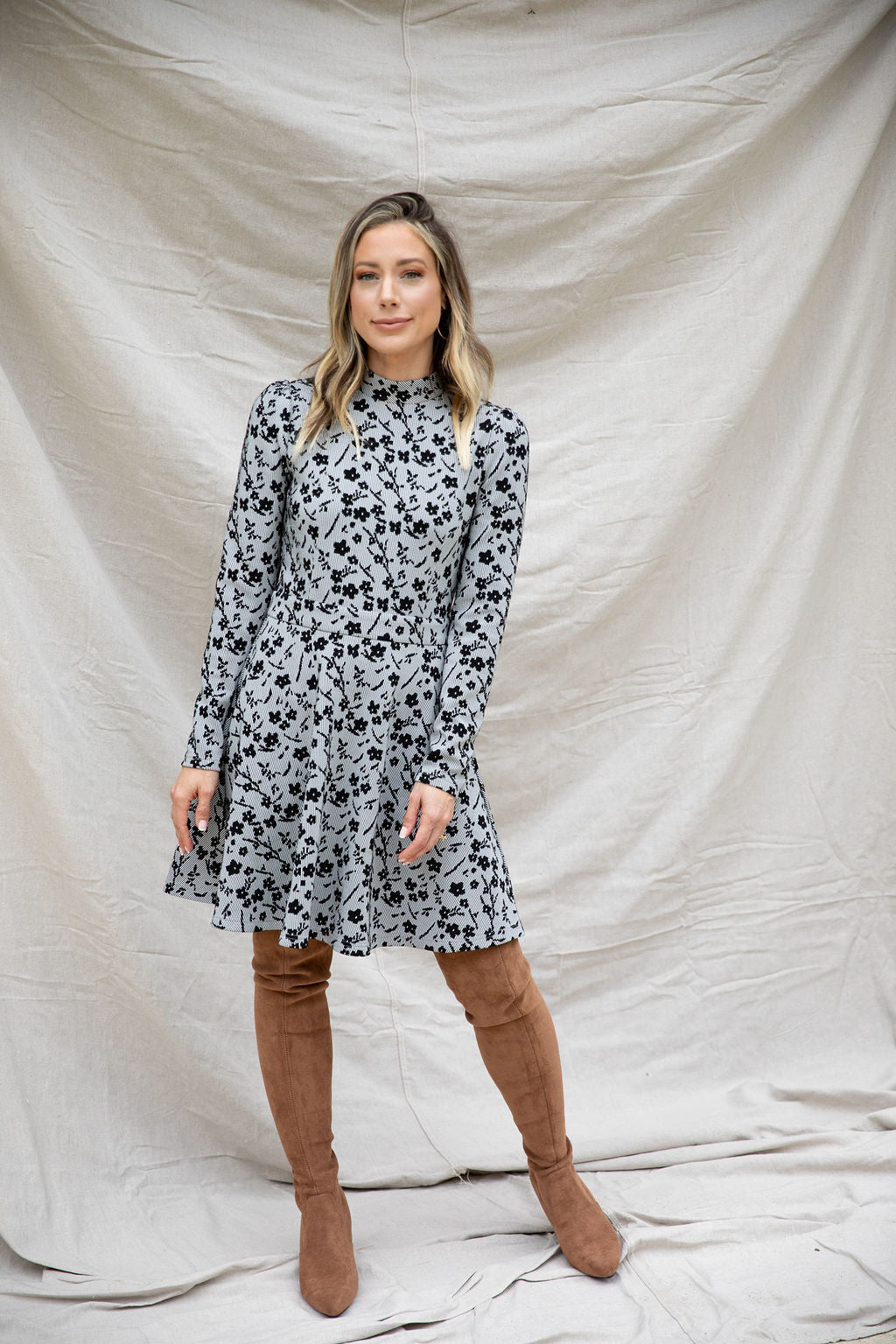 Modafleur The Ellis Dress, lightweight clothing in size XS featuring a stylish, flowy design suitable for casual or semi-formal wear.