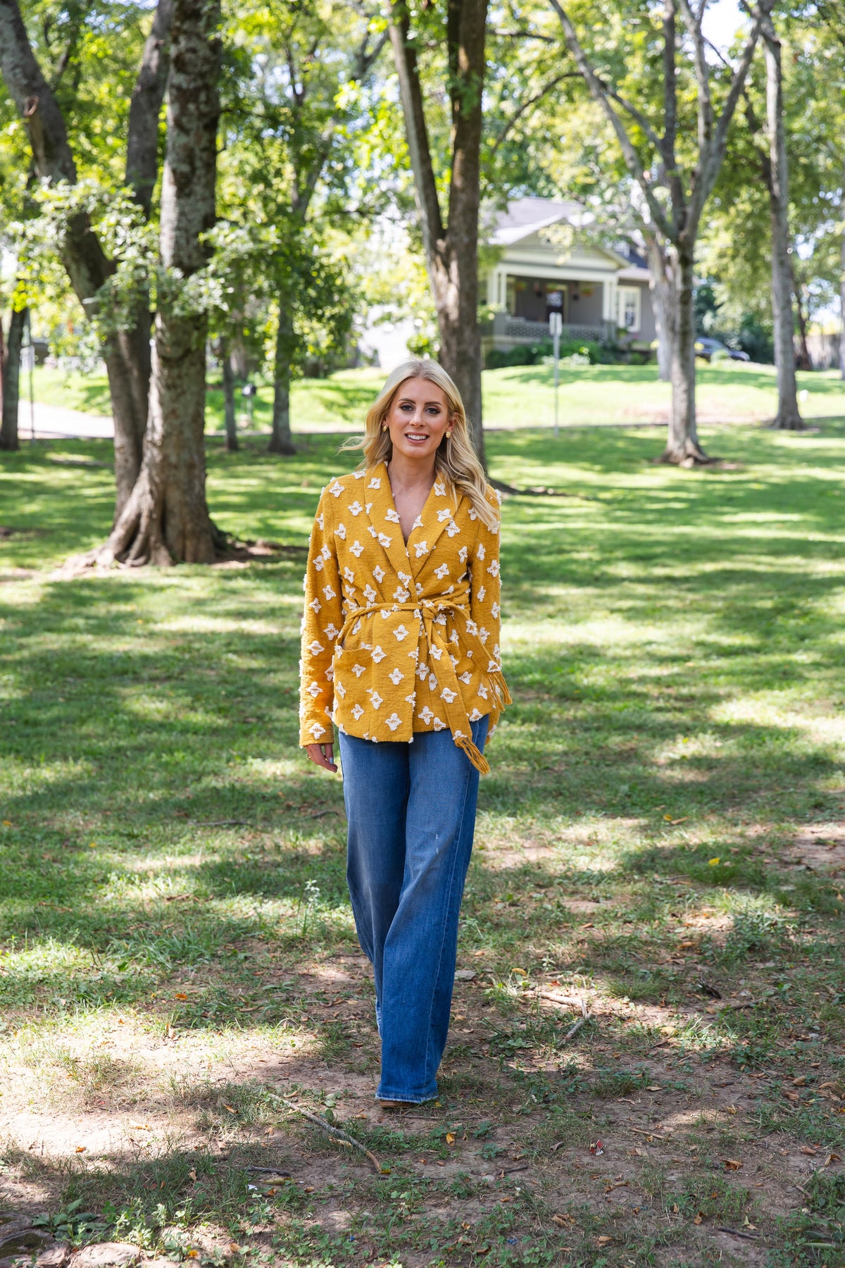 Modafleur Stevie Shirt Jacket in XS, stylish clothing with a tailored fit, featuring a button-up front and classic collar design.