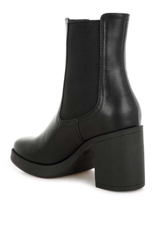 My Pampered Life Seattle Scuala faux leather Chelsea boots with elastic side panels and sleek ankle design.