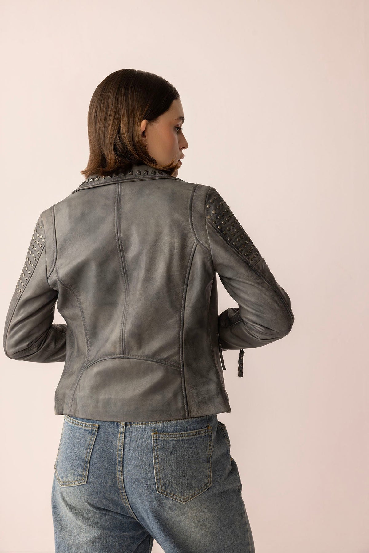 Myra USA Shadow Storm Leather Jacket in Moon Grey, stylish men's leather jacket with sleek design and textured finish.