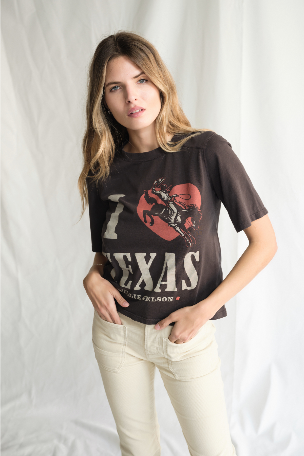 People of Leisure I Love Texas cotton top featuring a casual fit and graphic print, ideal for comfortable everyday wear.