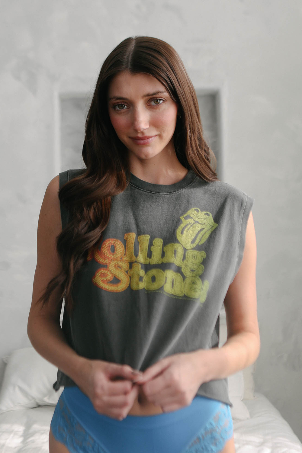 People of Leisure Rolling Stones Hot Stuff women’s graphic tank top with bold print and sleeveless design.