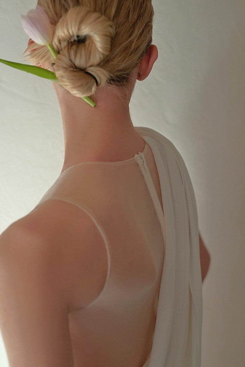 SelenaHuanStudio minimalist one-shoulder silky satin wedding dress with draped back, perfect for modern miniwedding occasions.