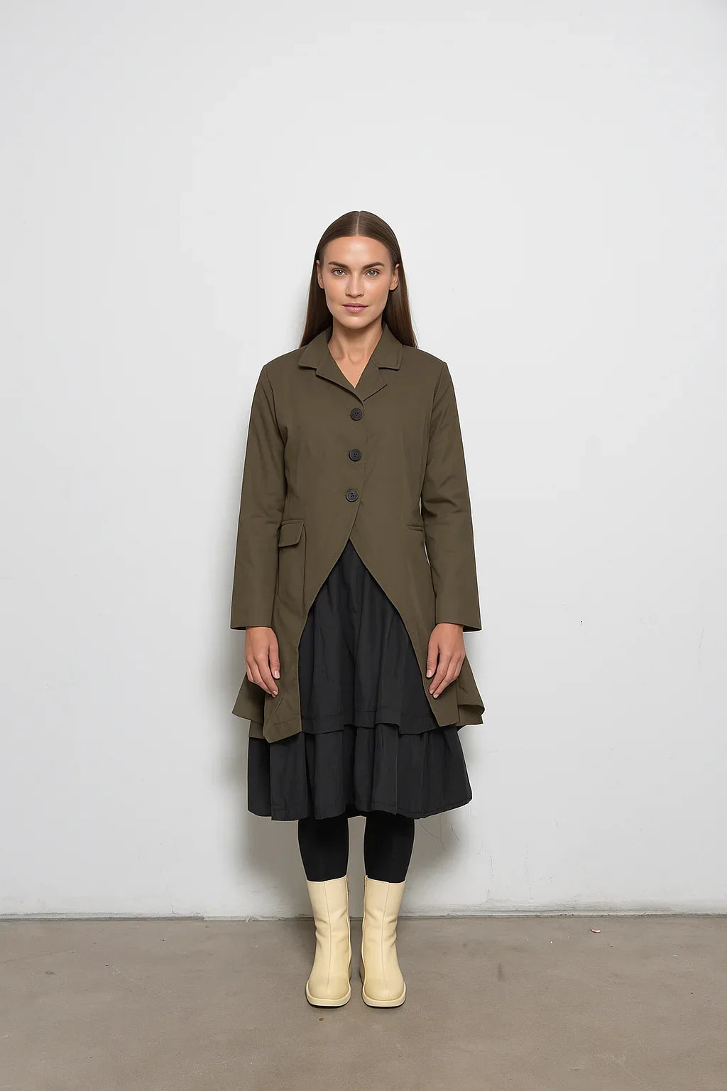 Simply Mila Imperial coat, modern women's outerwear in neutral fabric with tailored fit and stylish collar detail.