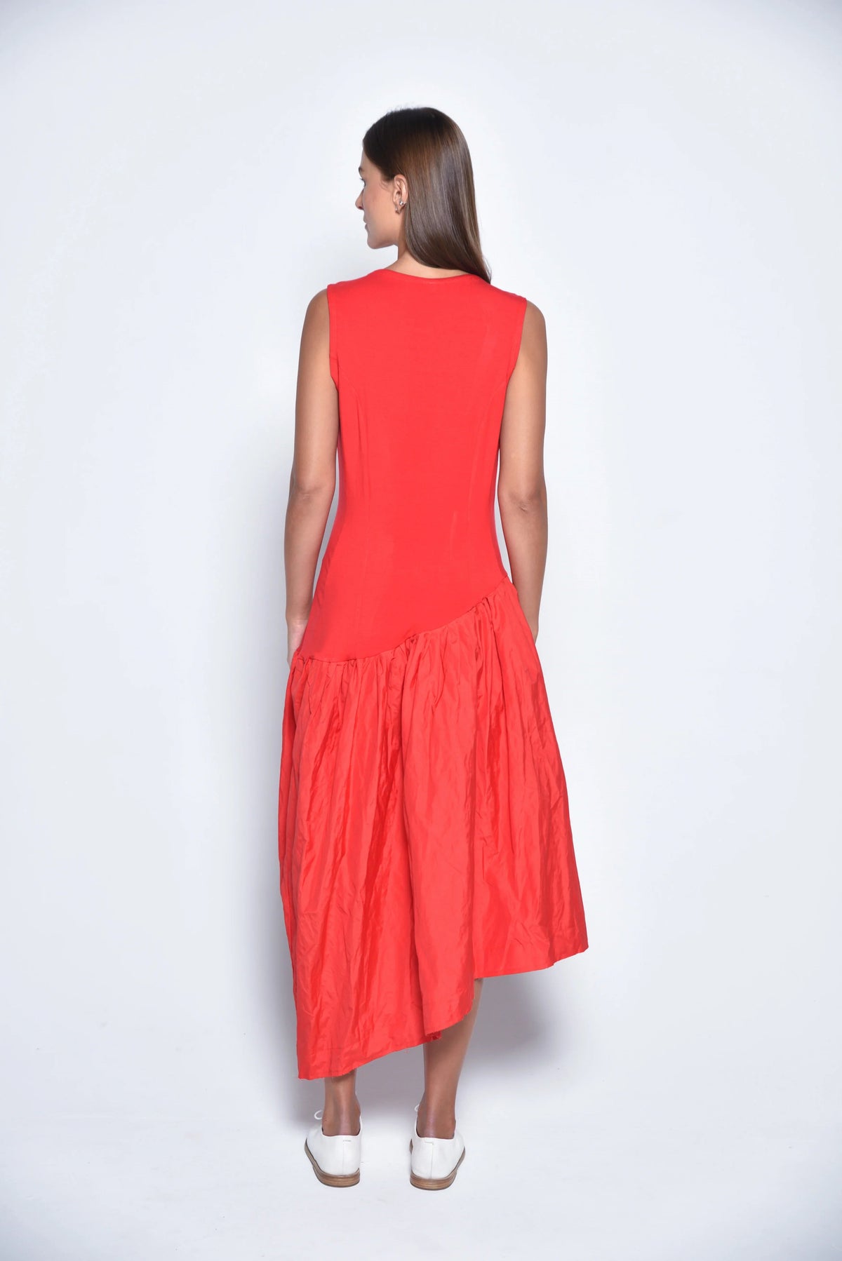 Red Amman dress by SIMPLY MILA Modern Women's Clothing, stylish dress with elegant design and flowing fabric.