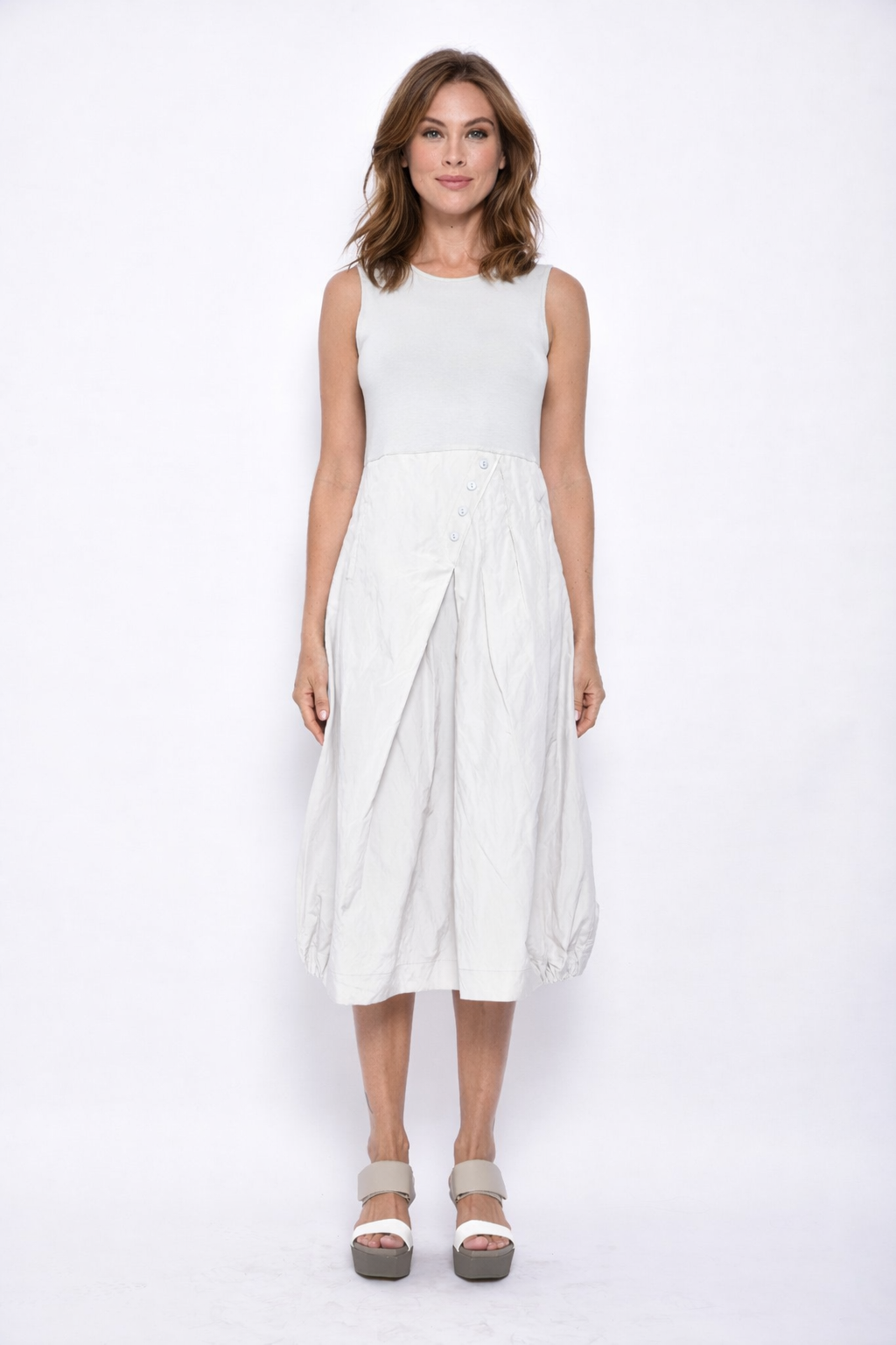 Sleeveless errand dress from SIMPLY MILA, featuring a casual fit, lightweight fabric, and stylish design for modern women's dressing.