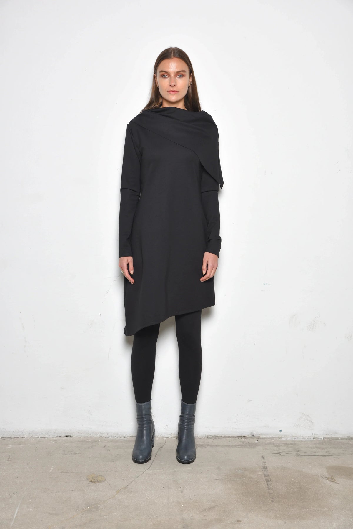Black Amsterdam dress by SIMPLY MILA Modern Women's Clothing, stylish sleeveless dress with a fitted silhouette.