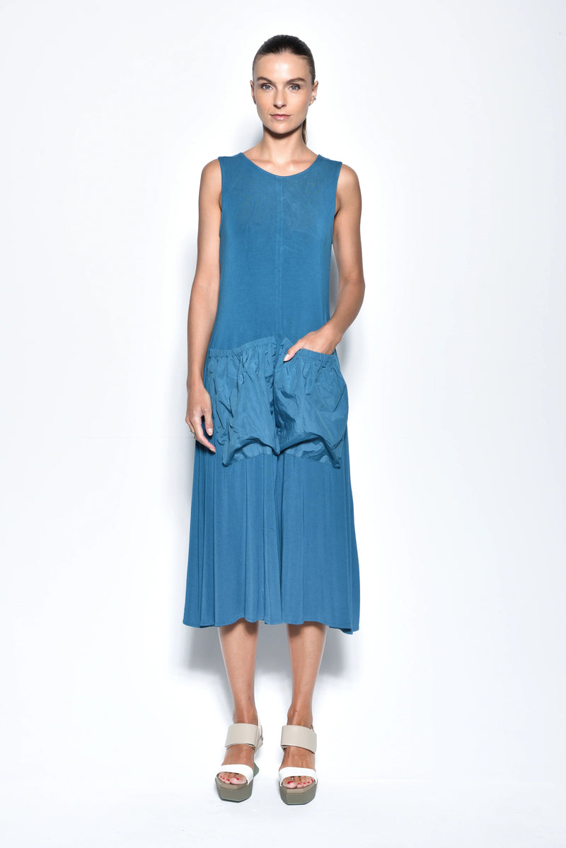 Black Pocket Bags dress by SIMPLY MILA Modern Women's Clothing, stylish casual dress with front pockets.