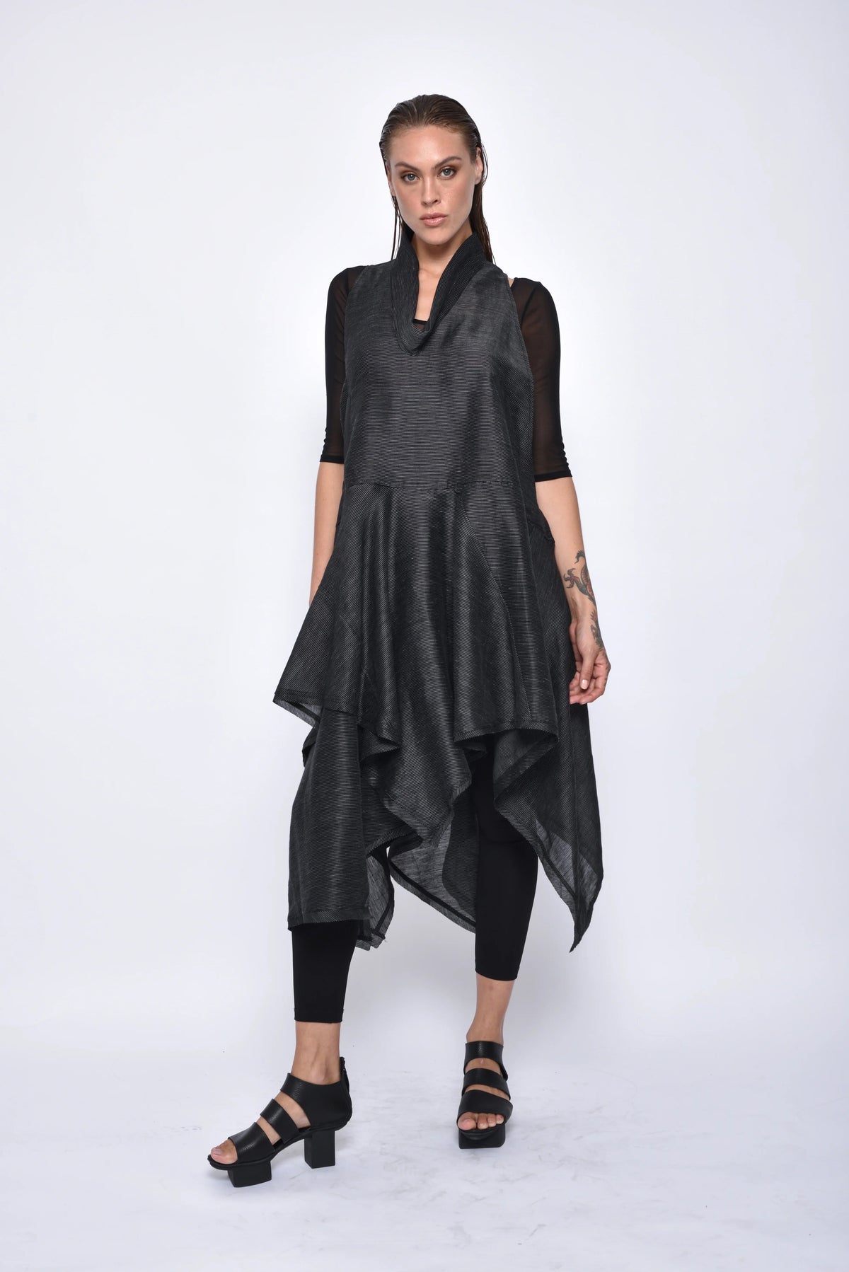Black Juno dress by SIMPLY MILA Modern Women's Clothing, stylish dress with a fitted silhouette and elegant design.