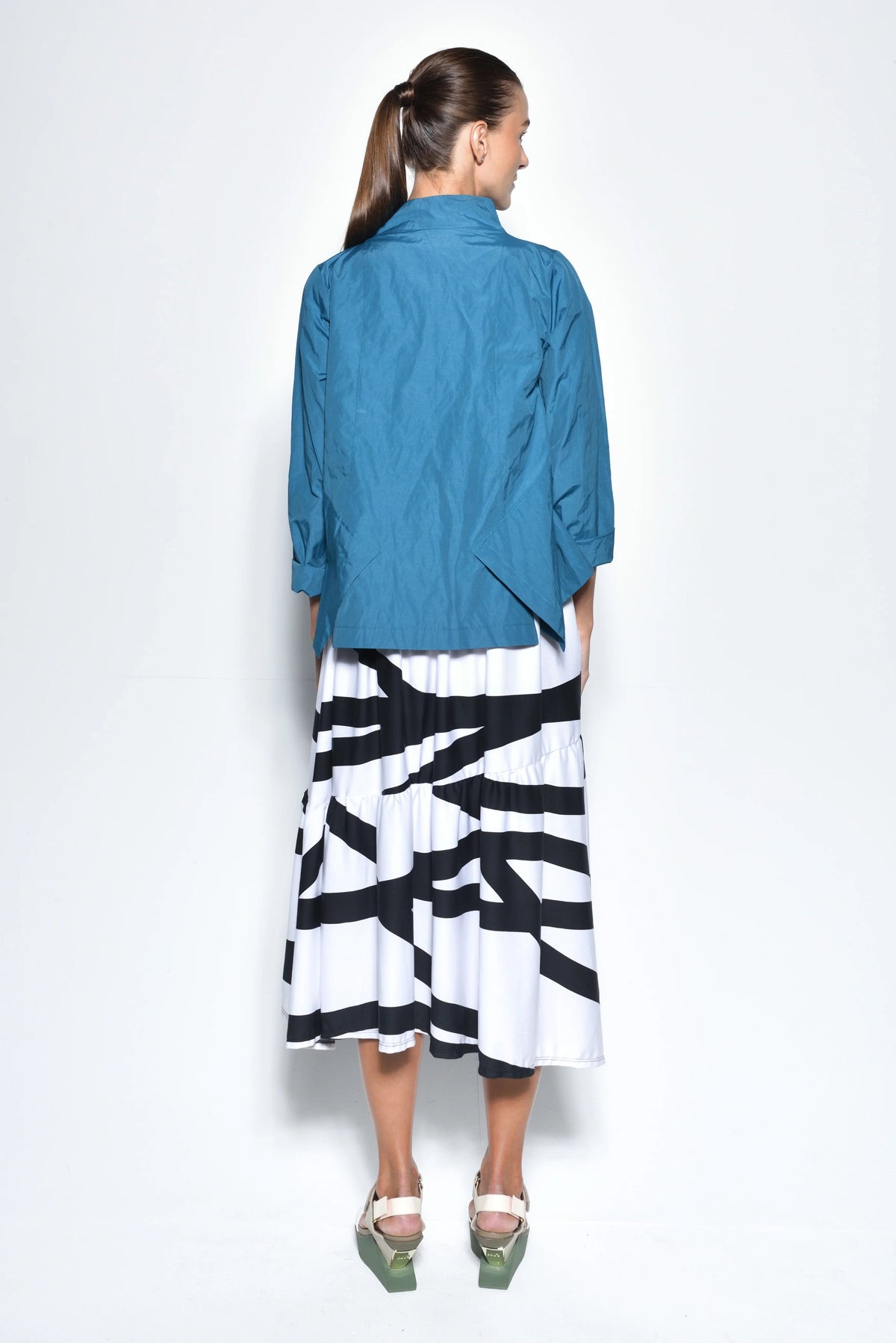 Simply Mila Tokyo Jacket, modern women's jacket in ink color, featuring stylish design and tailored fit.