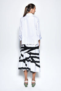 White Tokyo Jacket by SIMPLY MILA, modern women's jacket with sleek design and stylish fit, displayed on a plain background.