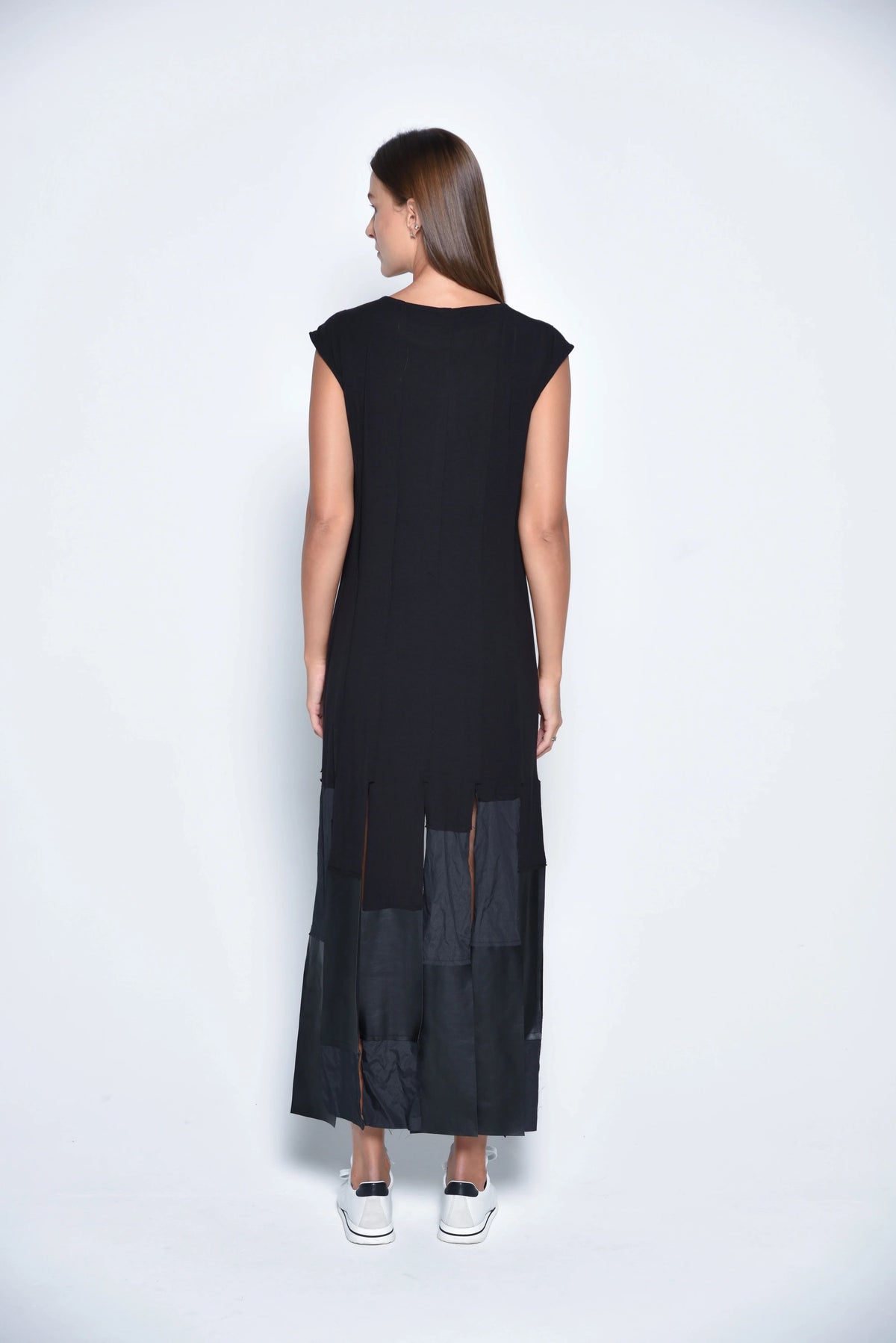 Simply Mila Motion Panel Maxi Dress, stylish women's tops with bold motion panel design, casual and elegant for modern women.