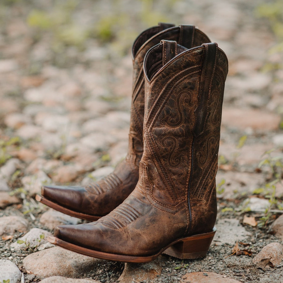 Brown Cheyenne Cowgirl Boots by Soto Boots, women's snipped toe leather cowboy boots with genuine leather construction.