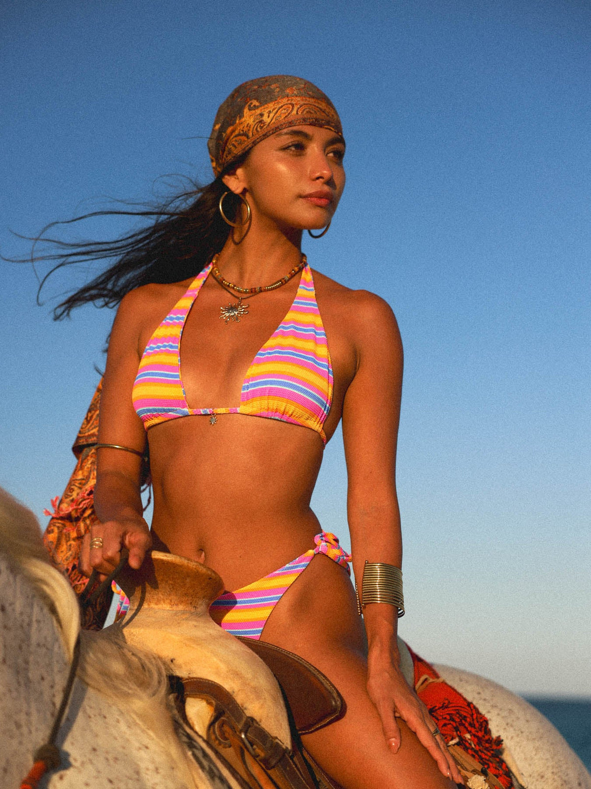 Sun Bleached Coco Top Sahara, stylish women's tops with a relaxed fit, shown in a natural fabric and neutral color.