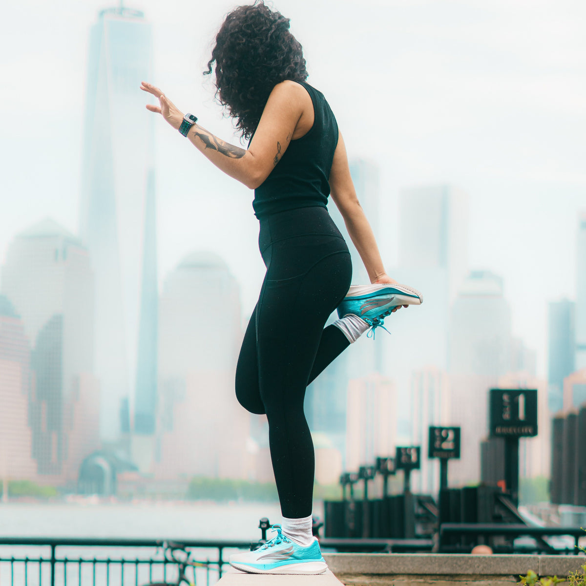 Blue Swift Running HORUS women’s athletic shoes with breathable mesh and supportive design for running and active wear.
