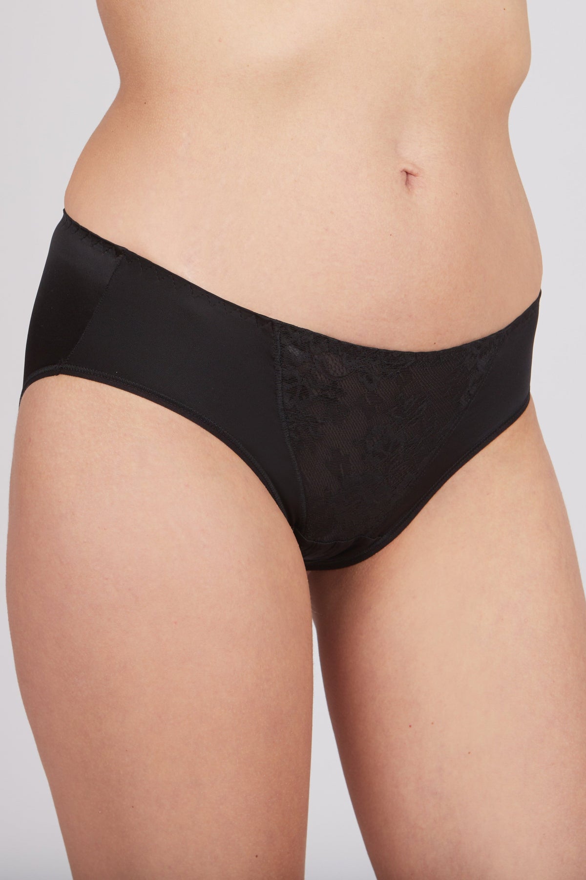 White Angel Veil Medium-Waisted Culottes women's panties by Lornea, featuring comfortable, stylish design and soft fabric.
