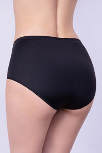Nude high-waisted slip panties by Lornea, Crystal Curve collection, soft fabric, smooth fit, women's panties with gentle curve design.