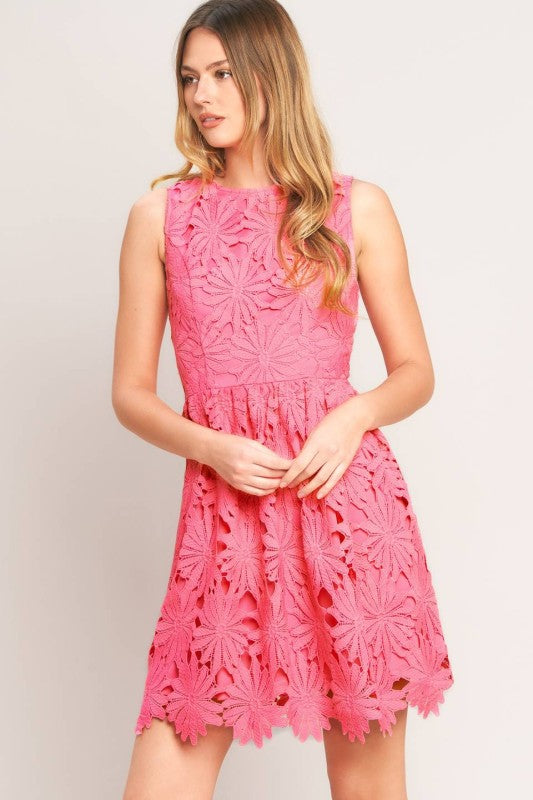Voglio.us lace mini dress featuring delicate lace fabric and fitted silhouette, perfect for stylish evening or casual wear.