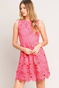 Voglio.us lace mini dress featuring delicate lace fabric and fitted silhouette, perfect for stylish evening or casual wear.