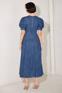 Voglio.us washed denim midi dress with jewel button details, casual sleeveless summer dress, front view.