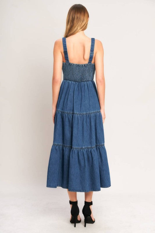 Washed denim midi dress by voglio.us showing a casual sleeveless dress with a relaxed fit and front slit.