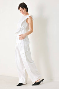Cotton balloon cargo pants from voglio.us featuring a relaxed fit, multiple pockets, and a comfortable, casual style.