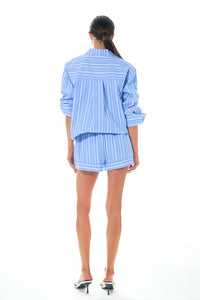Striped voglio.us balloon shorts with a relaxed fit, featuring bold horizontal stripes and an elastic waistband.