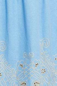 Blue eyelet midi skirt from voglio.us, featuring a knee-length design with eyelet detailing and a stylish, feminine silhouette.