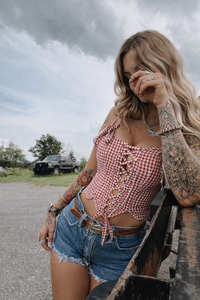 Sweetheart stitch corset crop top for women by Wild Cactus Boutique, featuring a fitted design and sweetheart neckline.